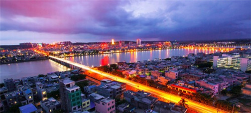 奶茶加盟哪个品牌比较受欢迎，棠小唐奶茶有多少家分店