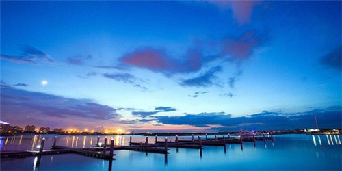 连体泳衣加盟火爆项目有哪些（连体泳衣叫什么名字）