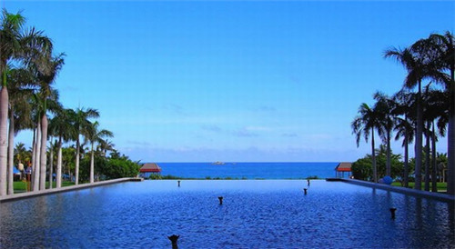 吴亦凡为什么被踢（吴亦凡为什么被踢裆）